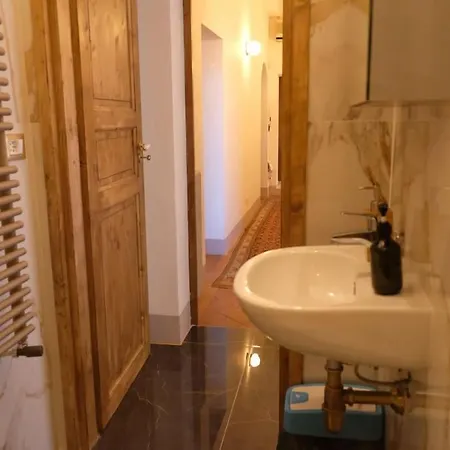Romantic Apartment Pisa